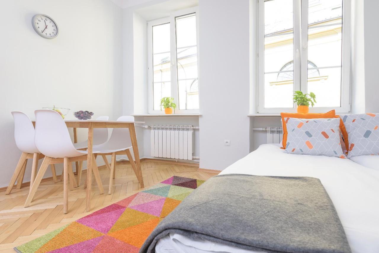 Bright And Modern Apartment In The Heart Of The Old And New Town Varsovia Exterior foto